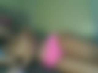 Live cam show with avrilhyn - Ebony on Chatstar | kenya