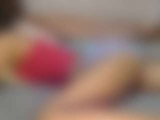 avrilhyn's Live Sex Cam Show