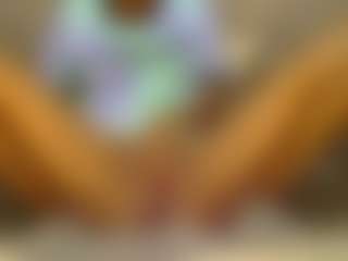 avrilhyn's Live Sex Cam Show