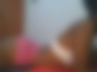 Live cam show with avrilhyn - Ebony on madthumbs | kenya