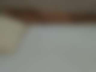 Live cam show with avrilhyn - Camel Toe on livesuperchat.net