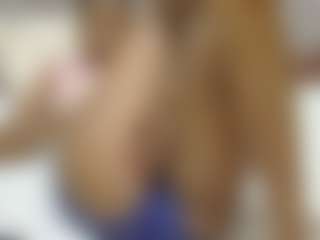 Live cam show with avrilhyn - Ebony on camwithhim.com | kenya