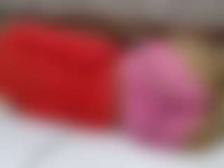 Live cam show with avrilhyn - Ebony on Milf Play | kenya