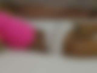Live cam show with avrilhyn - Brown Eyes on TeamSkeetLive