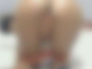 avrilhyn's Live Sex Cam Show