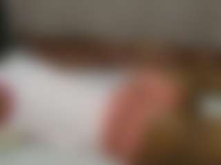 avrilhyn's Live Sex Cam Show