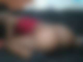 avrilhyn's Live Sex Cam Show