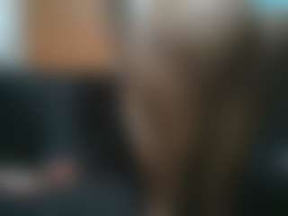 avrilhyn's Live Sex Cam Show