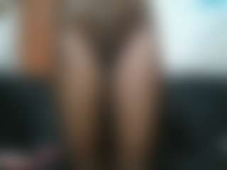 avrilhyn's Live Sex Cam Show