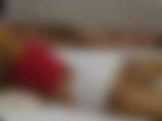 avrilhyn's Live Sex Cam Show