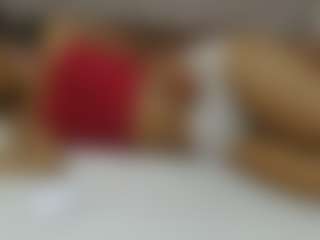 avrilhyn's Live Sex Cam Show