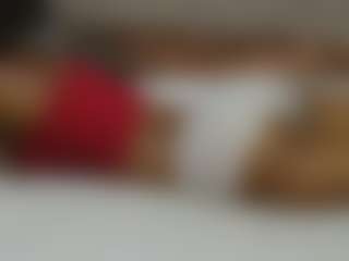 Live cam show with avrilhyn - Ebony on WildCum | kenya