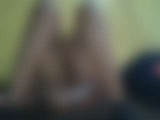 Live cam show with avrilhyn - Ebony on AdultVida.com | kenya