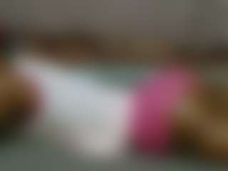 avrilhyn's Live Sex Cam Show