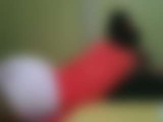 Live cam show with avrilhyn - Gape on Milf Play