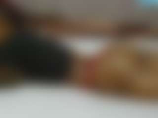 Live cam show with avrilhyn - Camel Toe on xxxlivecams.org