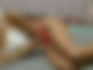 Live cam show with avrilhyn - Tease on CSO-WL