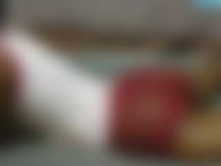 Live cam show with avrilhyn - Ebony on LiveSexCams6 | kenya