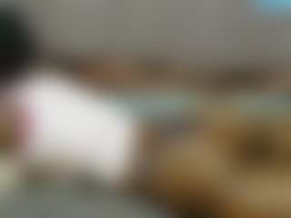 Live cam show with avrilhyn - Ebony Big Tits on livesexfox.com