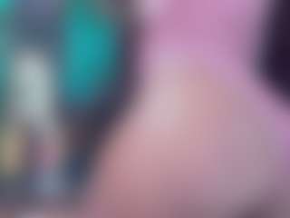 EbonyOlive69's Live Sex Cam Show