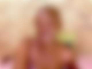 EbonyOlive69's Live Sex Cam Show
