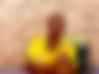 Live cam show with EbonyOlive69 - Blowjob on Mixed Magazine Live