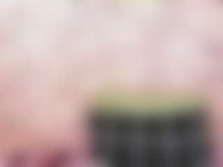EbonyOlive69's Live Sex Cam Show