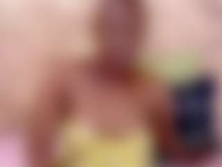 Live cam show with EbonyOlive69 - Smoking on camwithhim.com