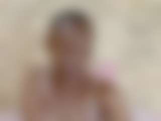 EbonyOlive69's Live Sex Cam Show