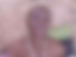 EbonyOlive69's Live Sex Cam Show