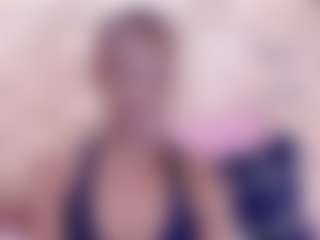 Live cam show with EbonyOlive69 - Lesbian on Pornisteam.com
