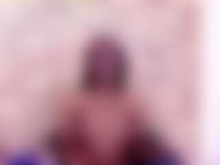EbonyOlive69's Live Sex Cam Show