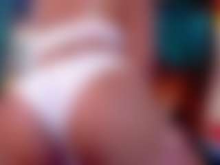 EbonyOlive69's Live Sex Cam Show