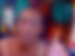 Live cam show with EbonyOlive69 - Facial Piercings on StripNow