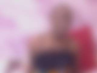 EbonyOlive69's Live Sex Cam Show