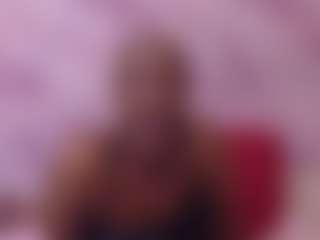 Live cam show with EbonyOlive69 - Thick on Soda Cam
