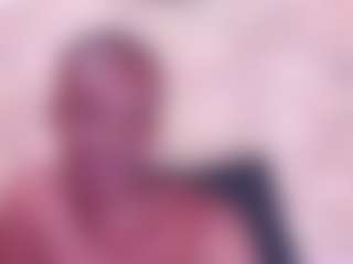 EbonyOlive69's Live Sex Cam Show
