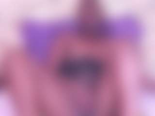 EbonyOlive69's Live Sex Cam Show