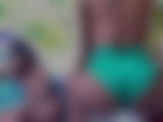 EbonyOlive69's Live Sex Cam Show