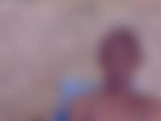 EbonyOlive69's Live Sex Cam Show
