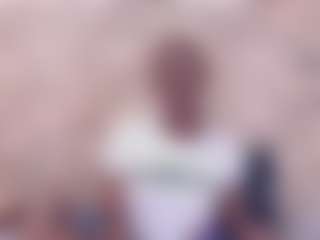 EbonyOlive69's Live Sex Cam Show