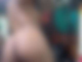 Live cam show with EbonyOlive69 - Hairy Pussy on Dolls Live