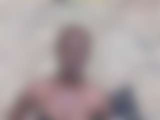 EbonyOlive69's Live Sex Cam Show