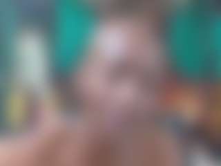 EbonyOlive69's Live Sex Cam Show