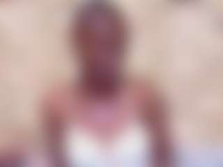 Live cam show with EbonyOlive69 - Fuck on Camsoda