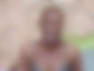 Live cam show with EbonyOlive69 - Gagging on xDating