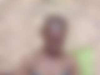 Live cam show with EbonyOlive69 - Oil on Camsoda