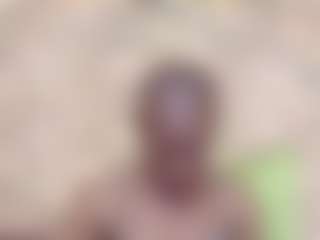 EbonyOlive69's Live Sex Cam Show
