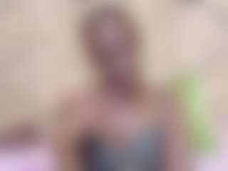 Live cam show with EbonyOlive69 - Smoking on live.xheat.ai