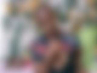 EbonyOlive69's Live Sex Cam Show